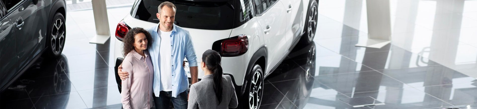 https://hillzcdn.ca/chaudharymotorsltd/4298934638243941-Finance_department.jpg