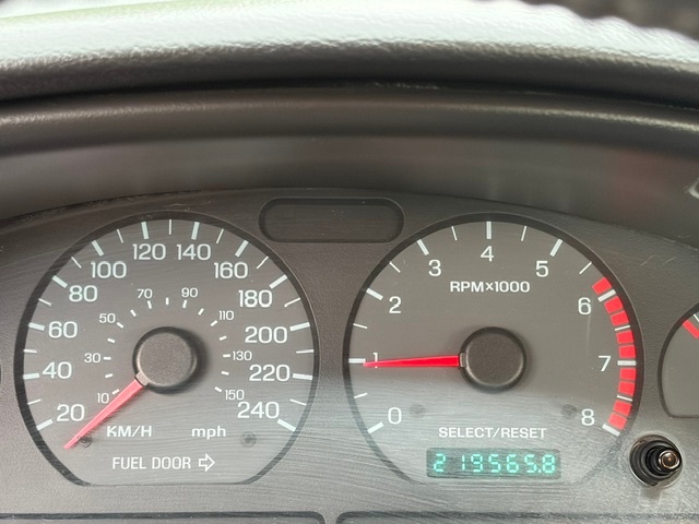 /choosesuperauto/2000-Ford-Mustang-7390736622863852.jpg