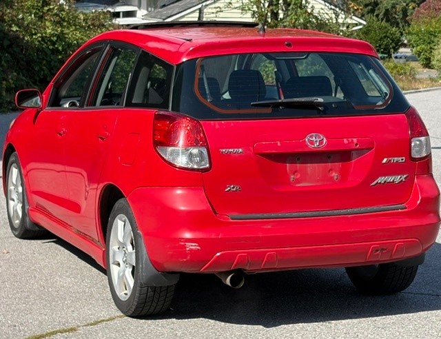 /choosesuperauto/2004-Toyota-Matrix-012599046493030341.jpg