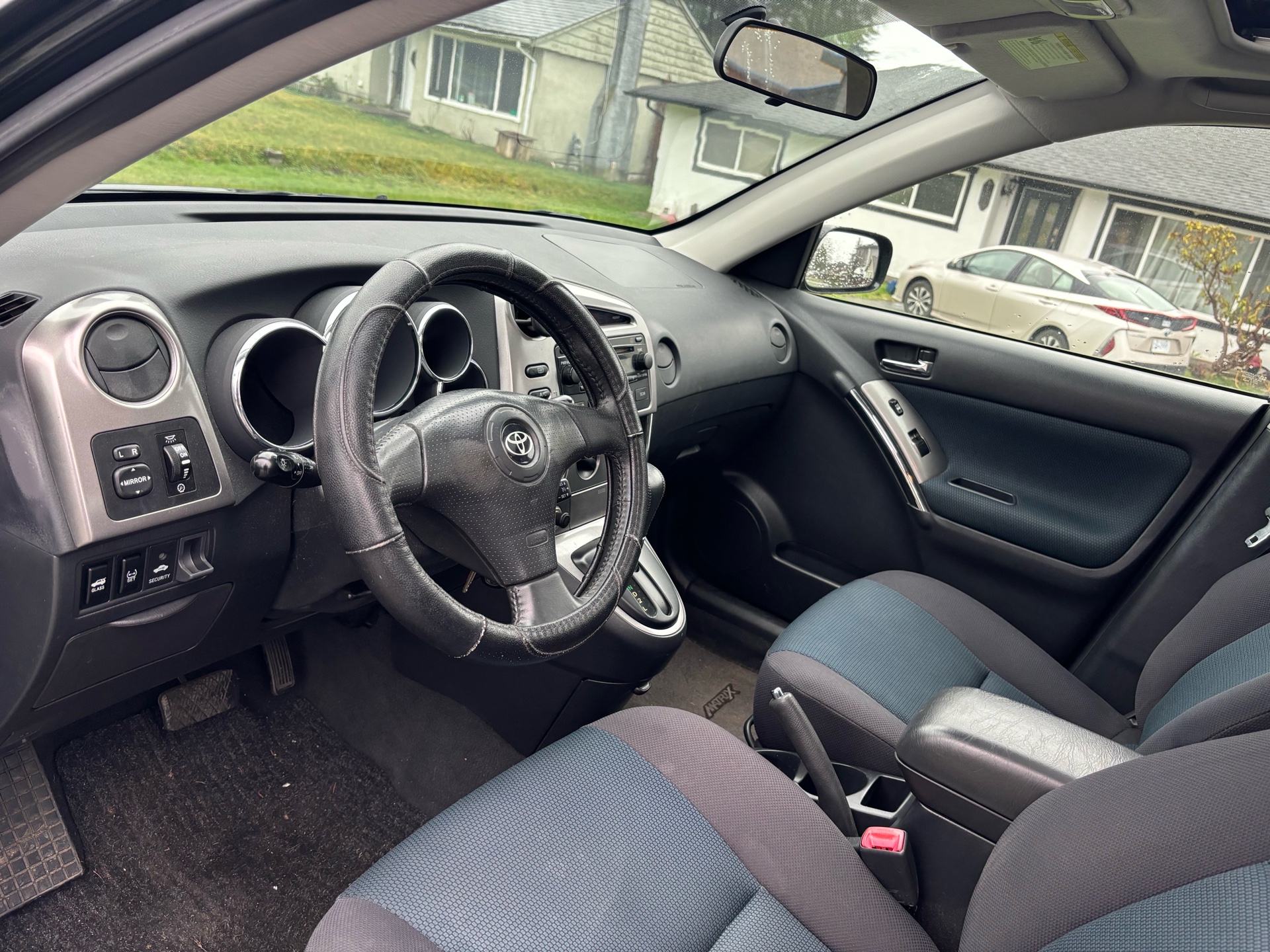 /choosesuperauto/2005-Toyota-Matrix-11716154129021583.jpg