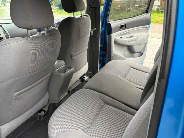 /choosesuperauto/2005-Toyota-Tacoma-9753977272418815.jpg