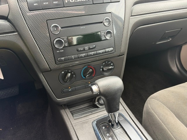 /choosesuperauto/2008-Ford-Fusion-1868085331420306.jpg