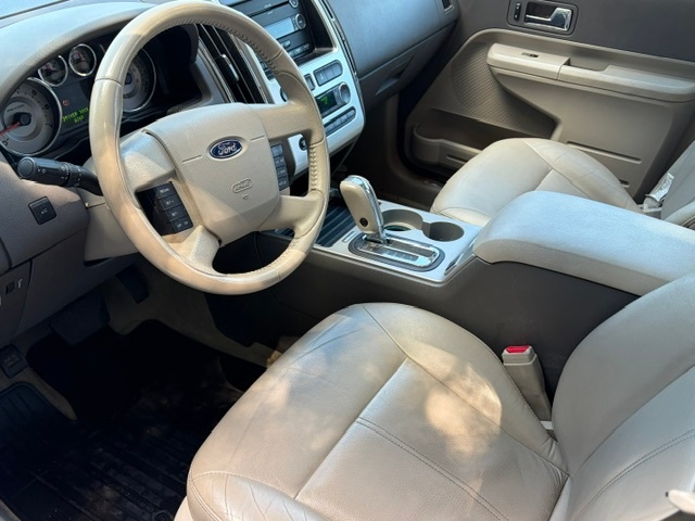 /choosesuperauto/2009-Ford-Edge-035416573553612274.jpg