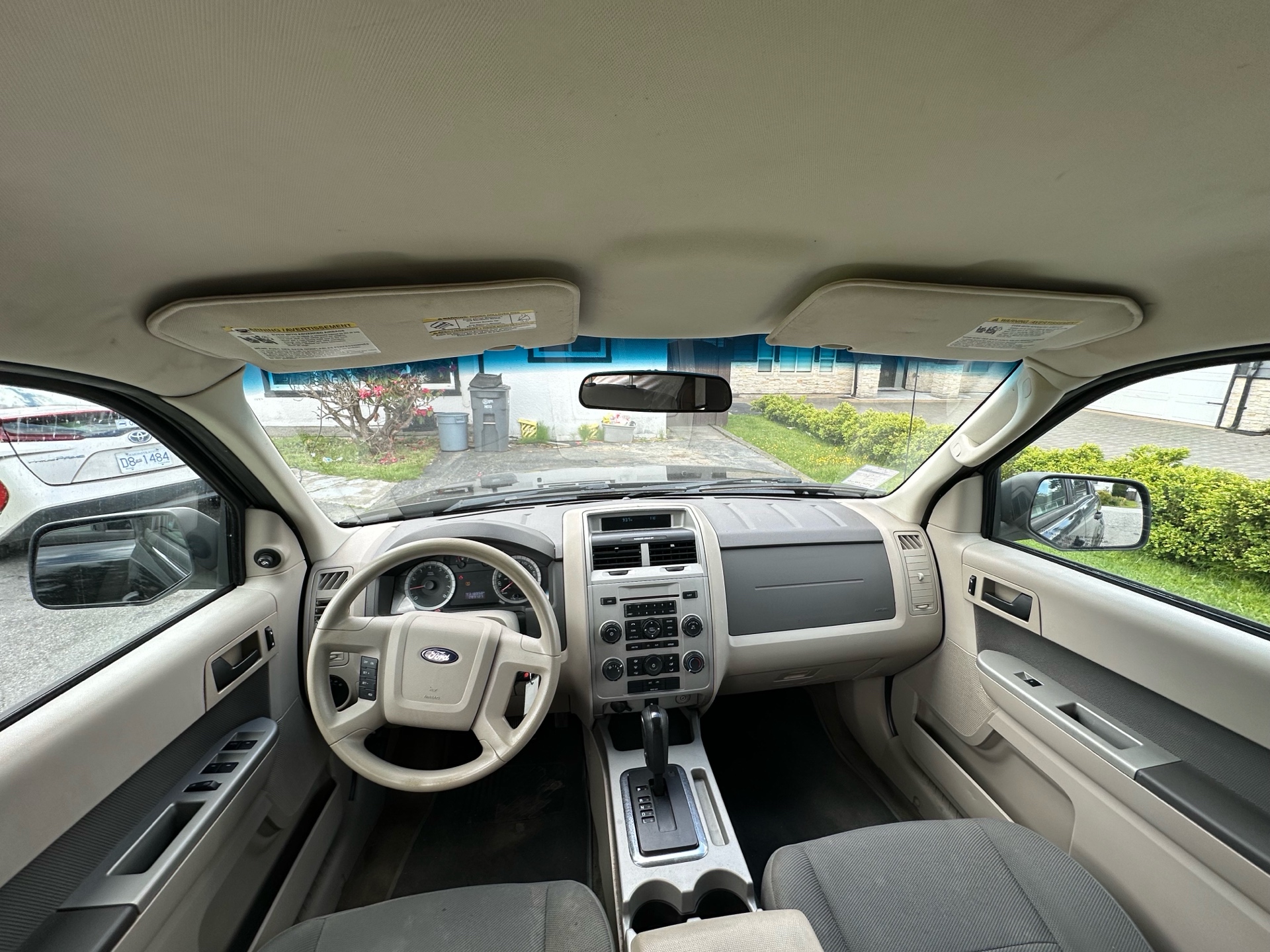 /choosesuperauto/2009-Ford-Escape-4332844202365651.jpg