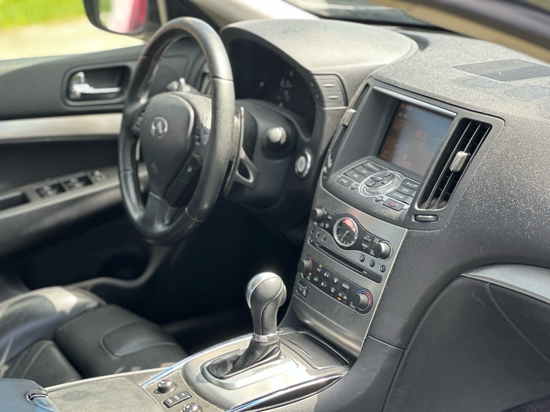 /choosesuperauto/2010-INFINITI-G37-20220418226937942.jpg