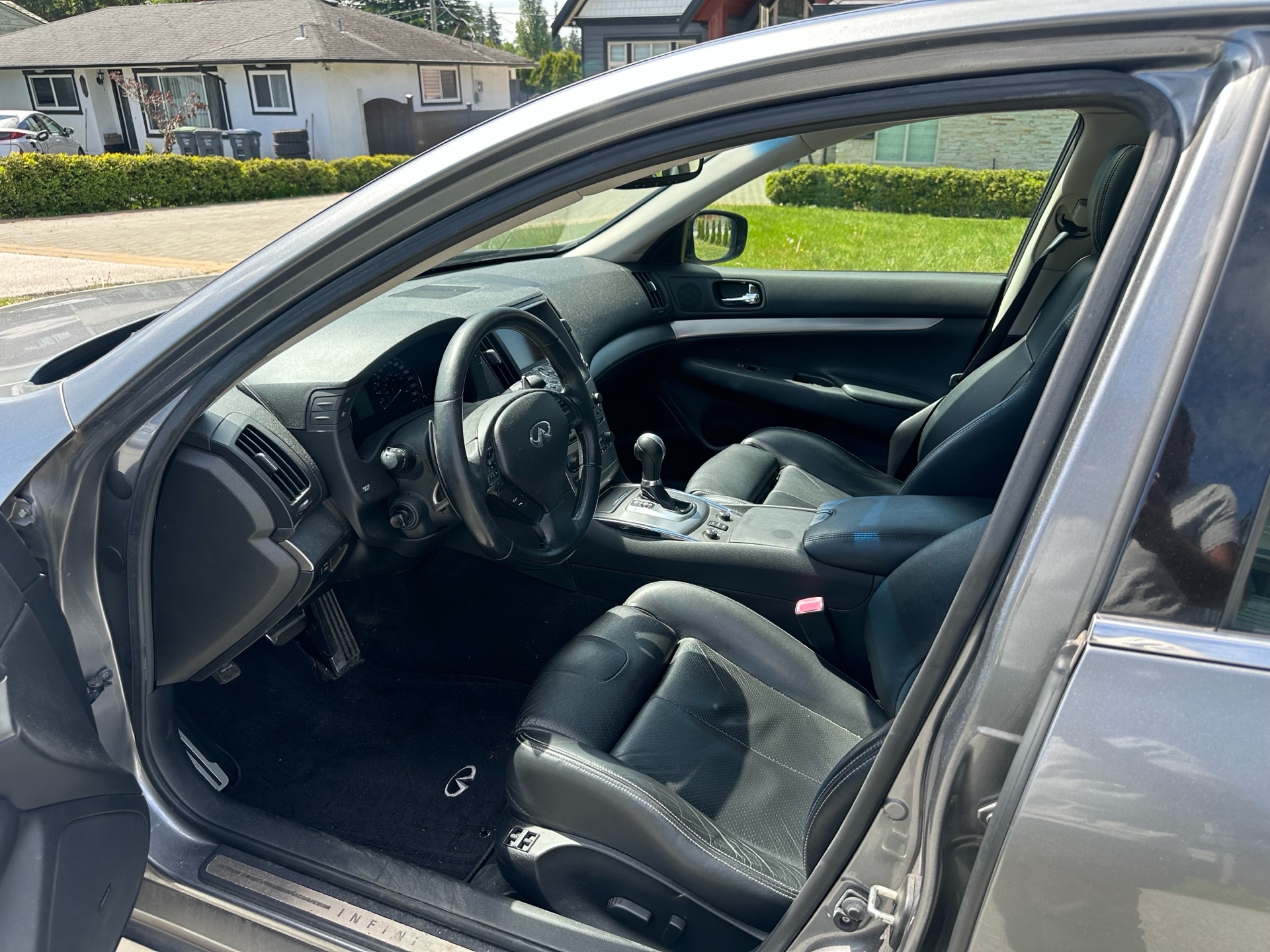 /choosesuperauto/2010-INFINITI-G37-5010042073985987.jpg