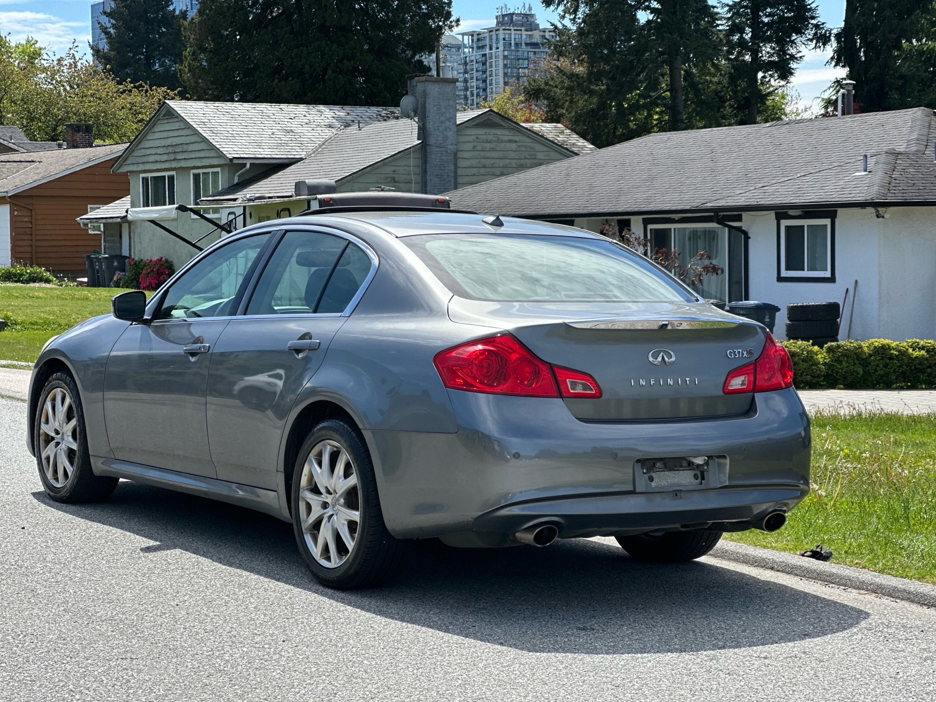 /choosesuperauto/2010-INFINITI-G37-8340398550264174.jpg
