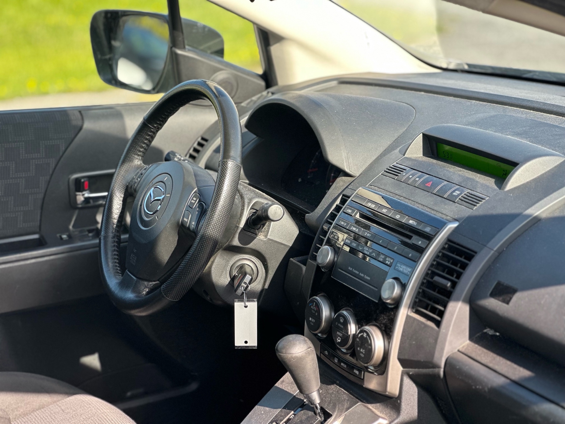 /choosesuperauto/2010-Mazda-Mazda5-6884604524843942.jpg