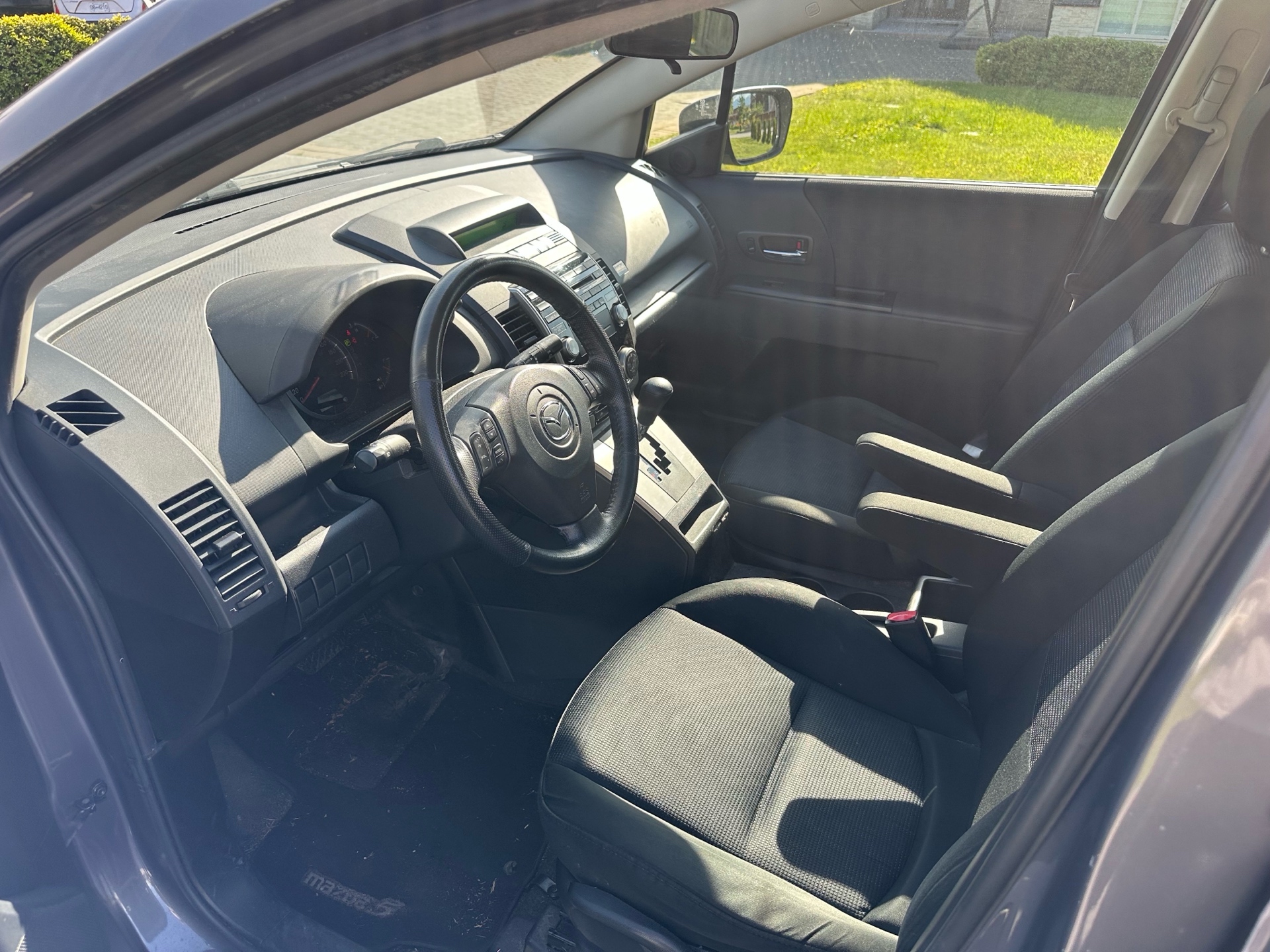 /choosesuperauto/2010-Mazda-Mazda5-8201141482154357.jpg