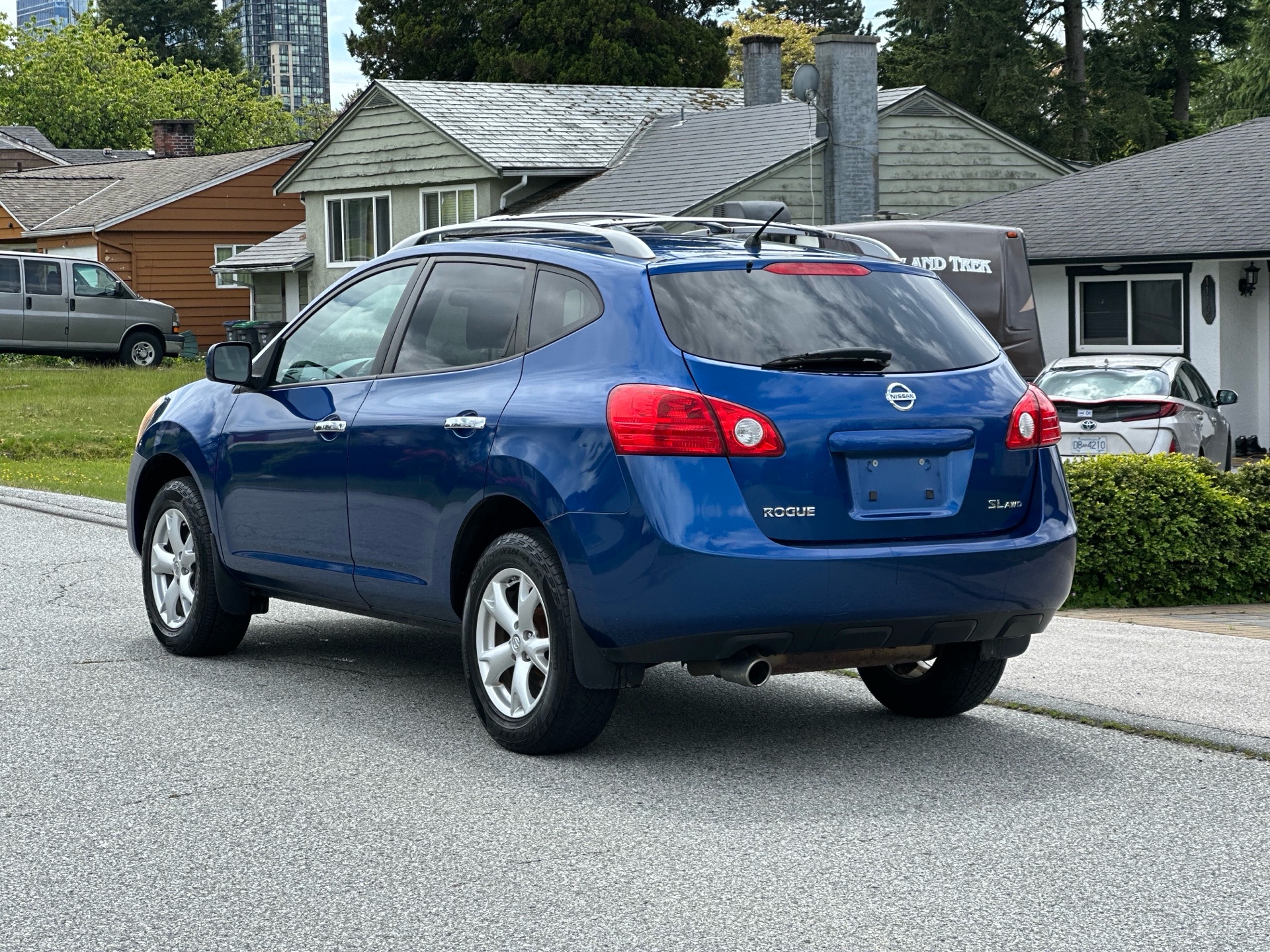 /choosesuperauto/2010-Nissan-Rogue-9647994481156366.jpg
