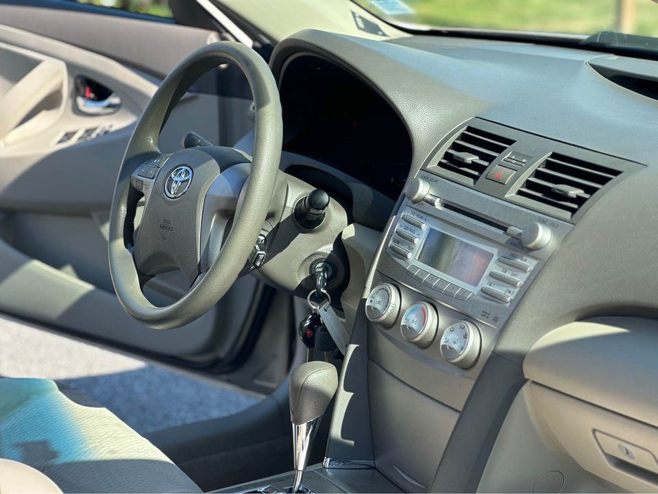 /choosesuperauto/2010-Toyota-Camry-9813885915918916.jpg