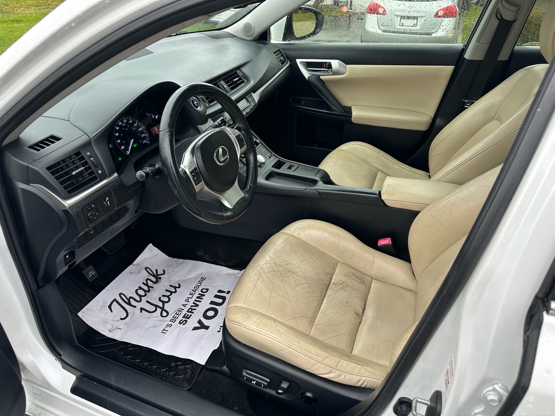 /choosesuperauto/2011-Lexus-CT200h-009467673351304606.jpg