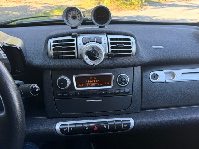/choosesuperauto/2011-smart-Fortwo-6262313499436727.jpg