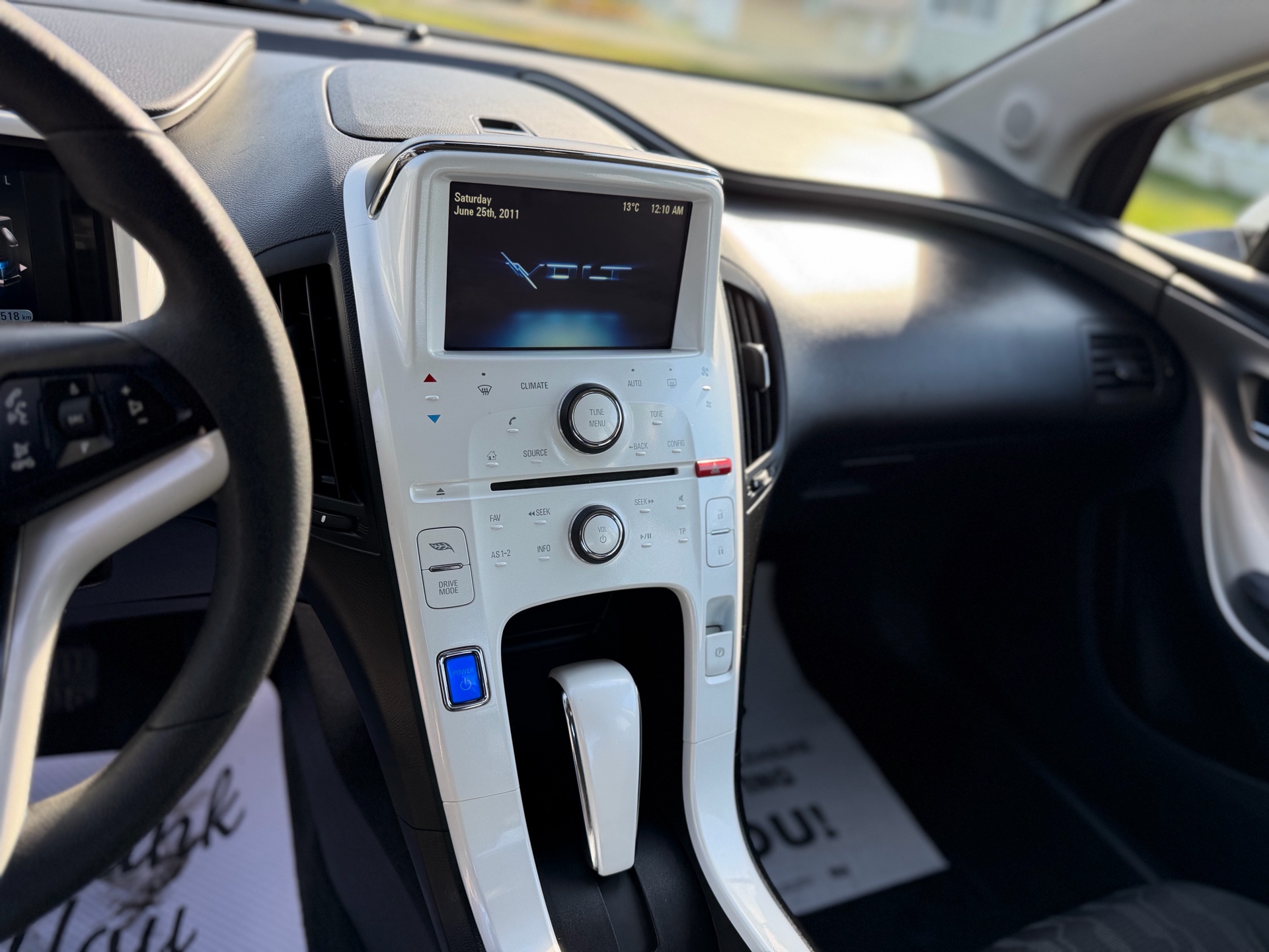 /choosesuperauto/2012-Chevrolet-Volt-01536584054385215.jpg