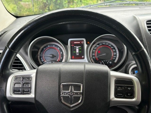 /choosesuperauto/2012-Dodge-Journey-36514921373633347.jpg
