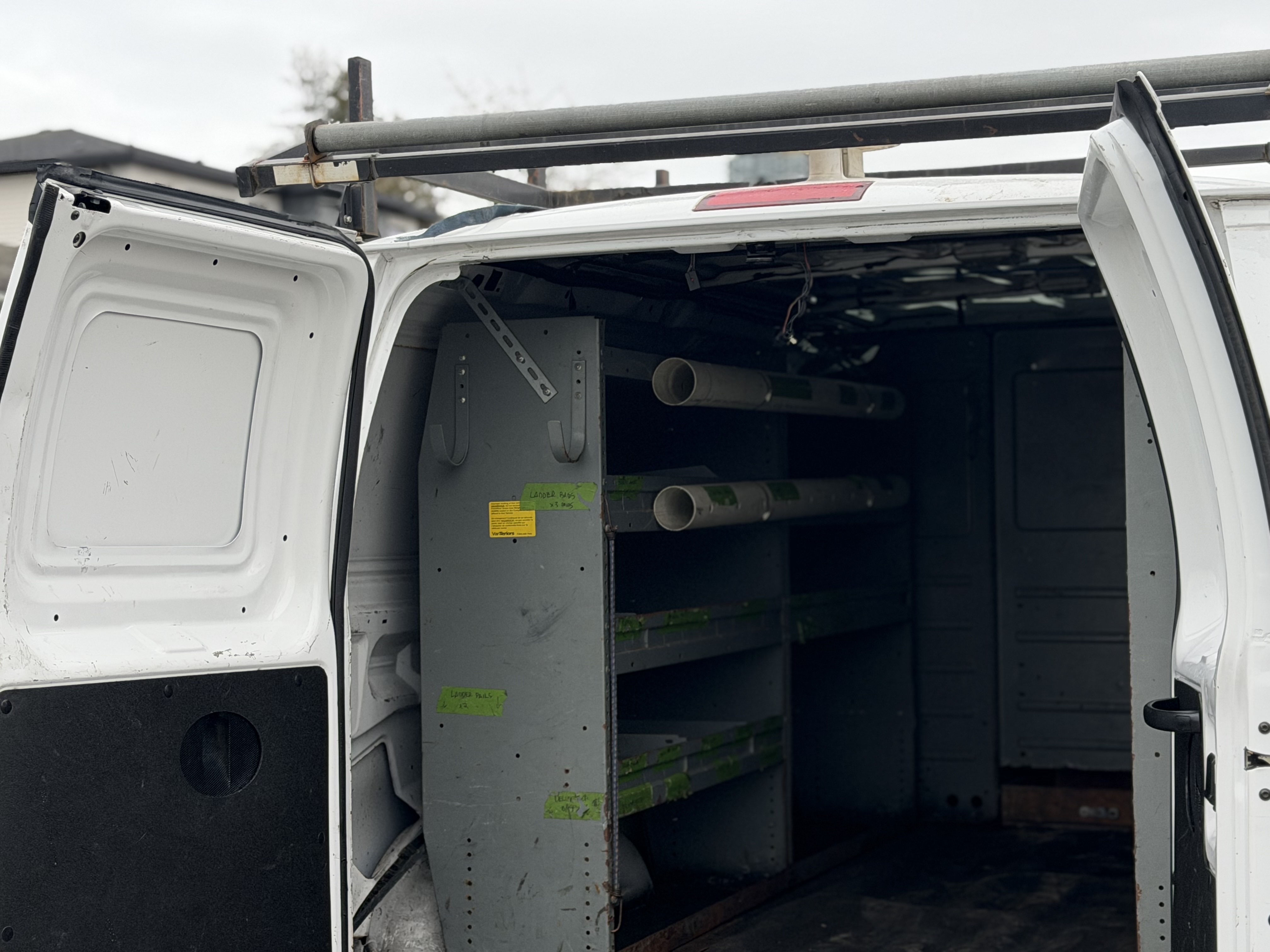 /choosesuperauto/2012-Ford-Econoline-032485657362529397.jpg