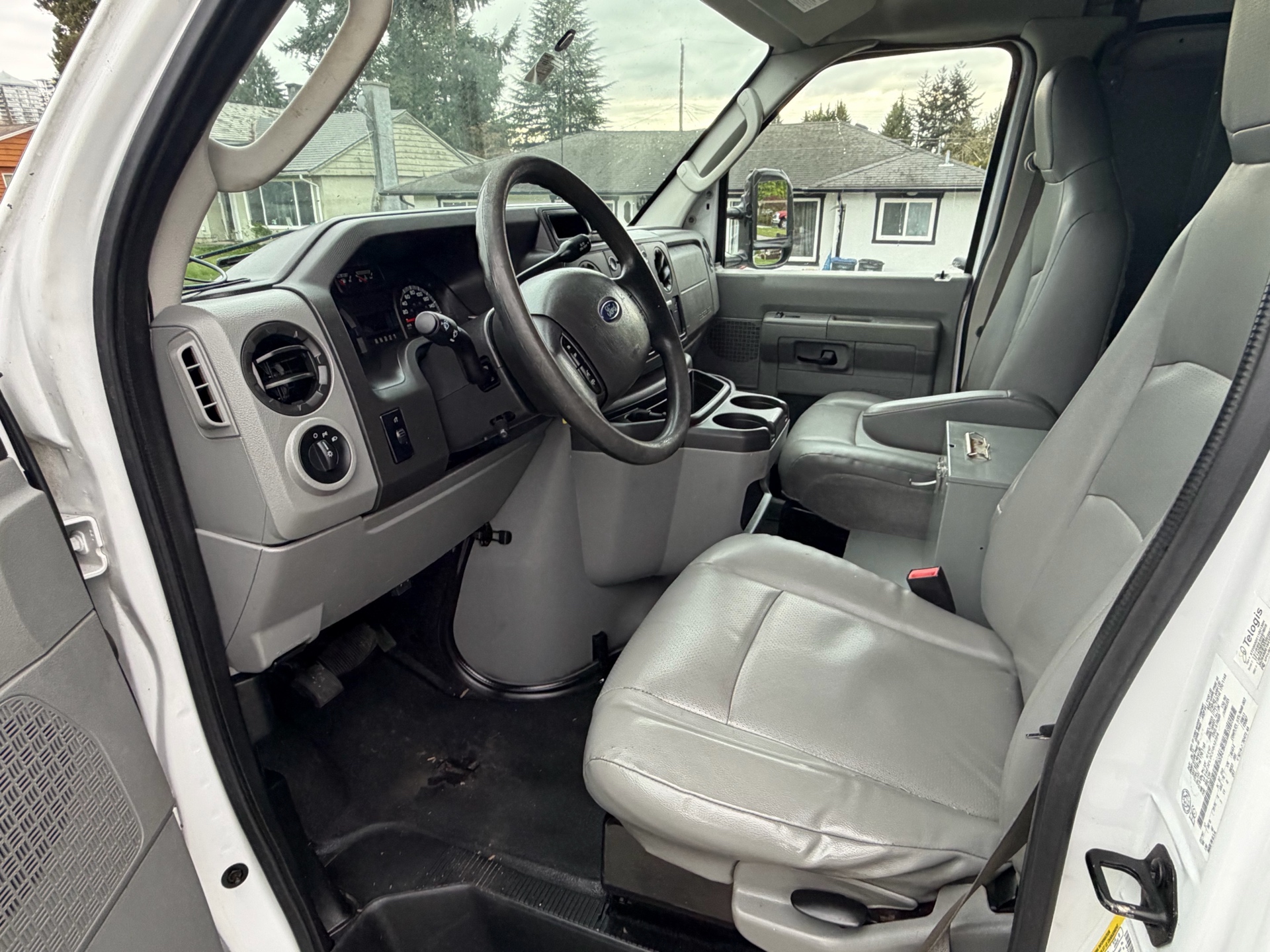 /choosesuperauto/2012-Ford-Econoline-5807064627299725.jpg
