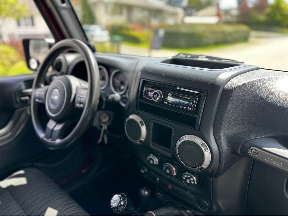 /choosesuperauto/2012-Jeep-Wrangler-054959676321506556.jpg