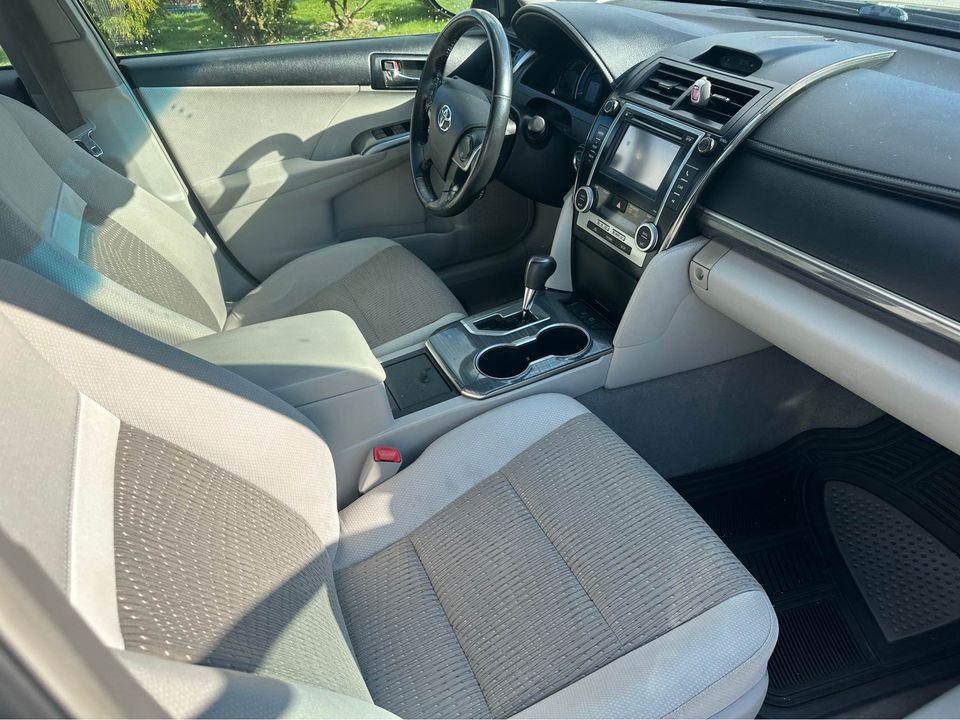 /choosesuperauto/2012-Toyota-CamryHybrid-7506364602749898.jpg