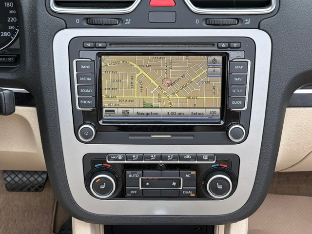 /choosesuperauto/2012-Volkswagen-Eos-15747489514883095.jpg