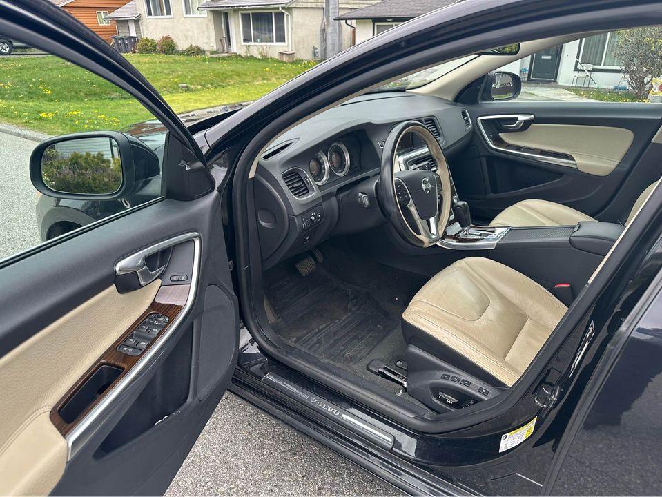 /choosesuperauto/2012-Volvo-S60-21870385846776297.jpg