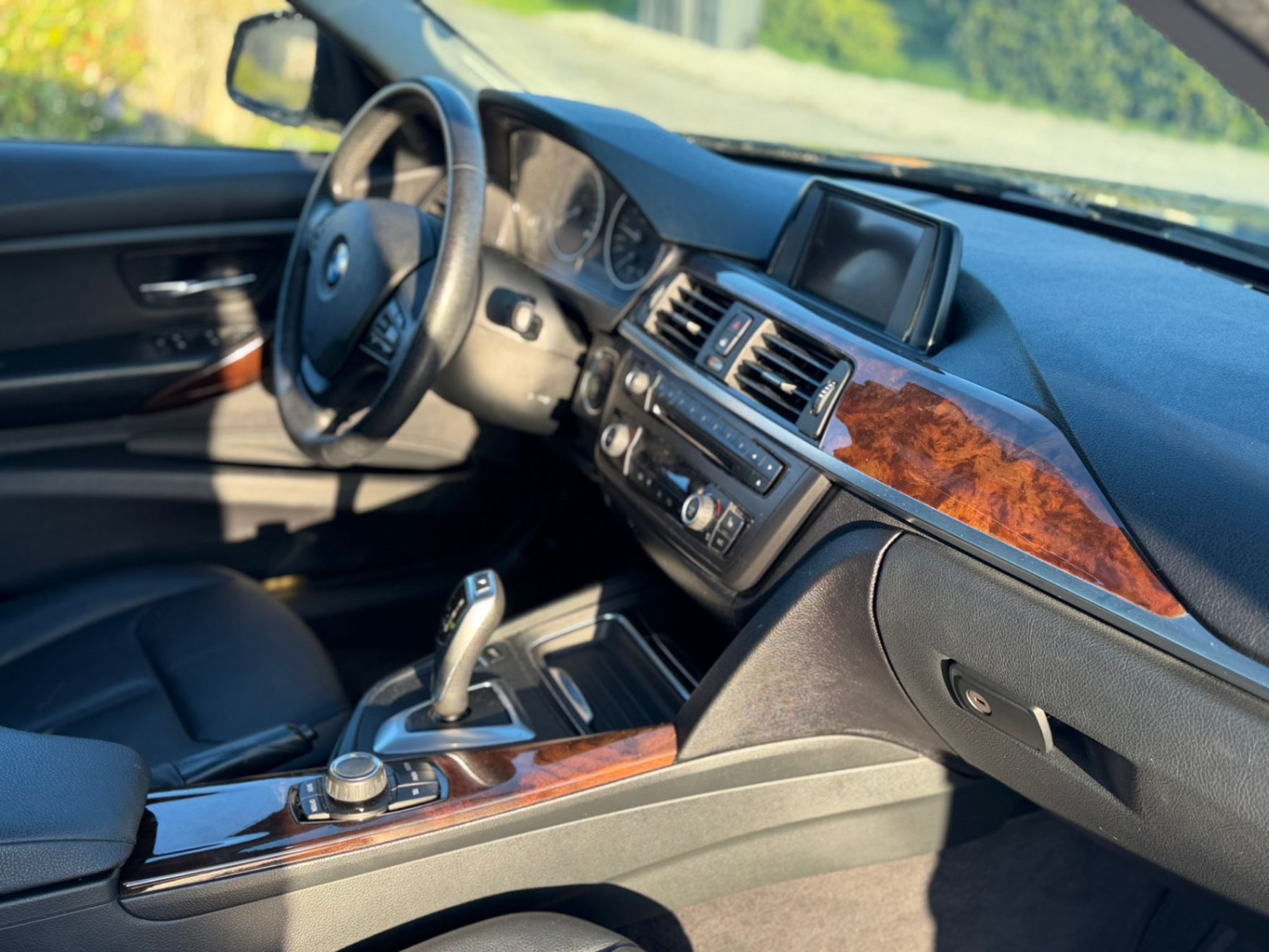 /choosesuperauto/2013-BMW-3-Series-5053897615502772.jpg
