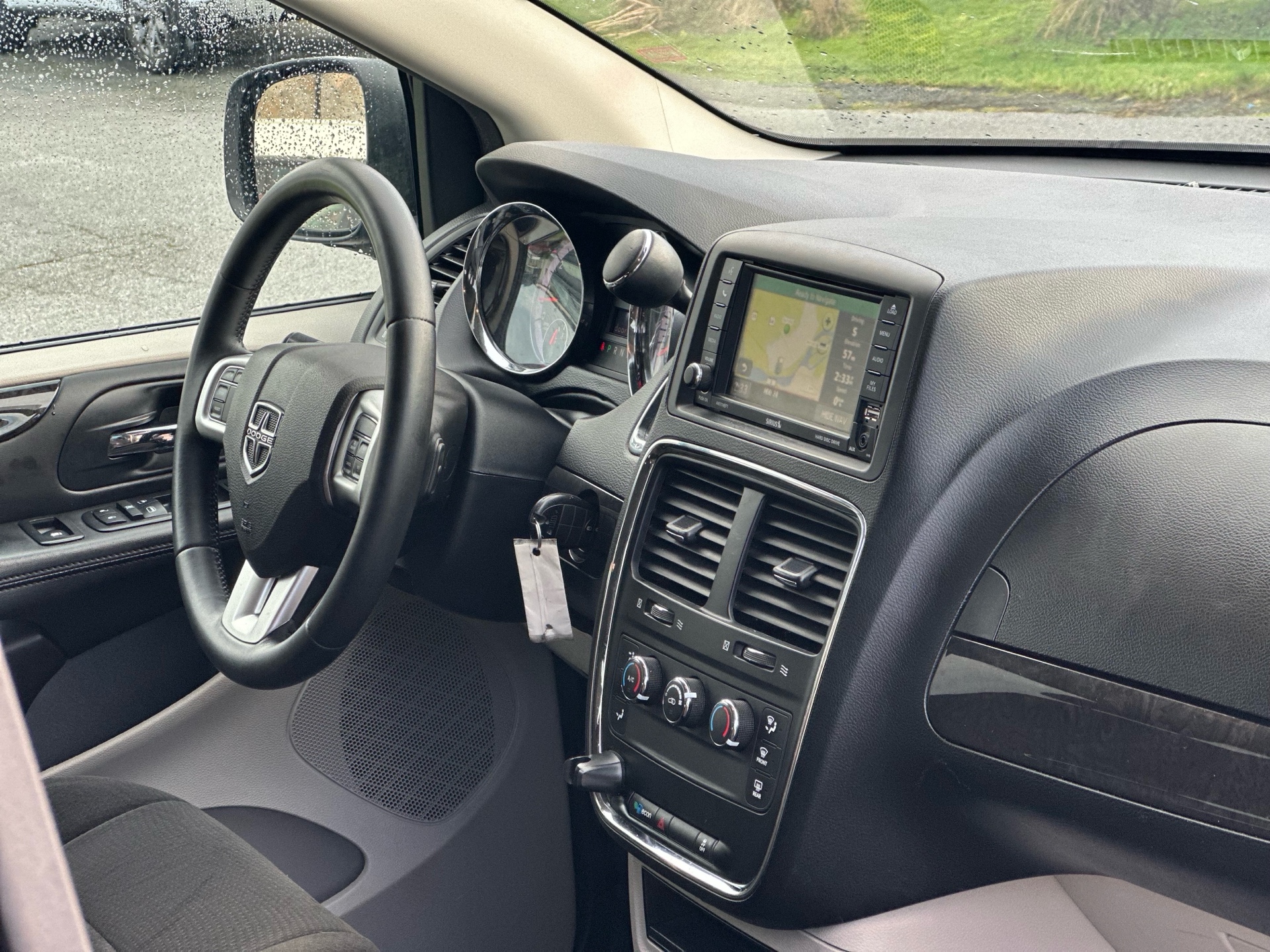 /choosesuperauto/2013-Dodge-GrandCaravan-23144778381001951.jpg