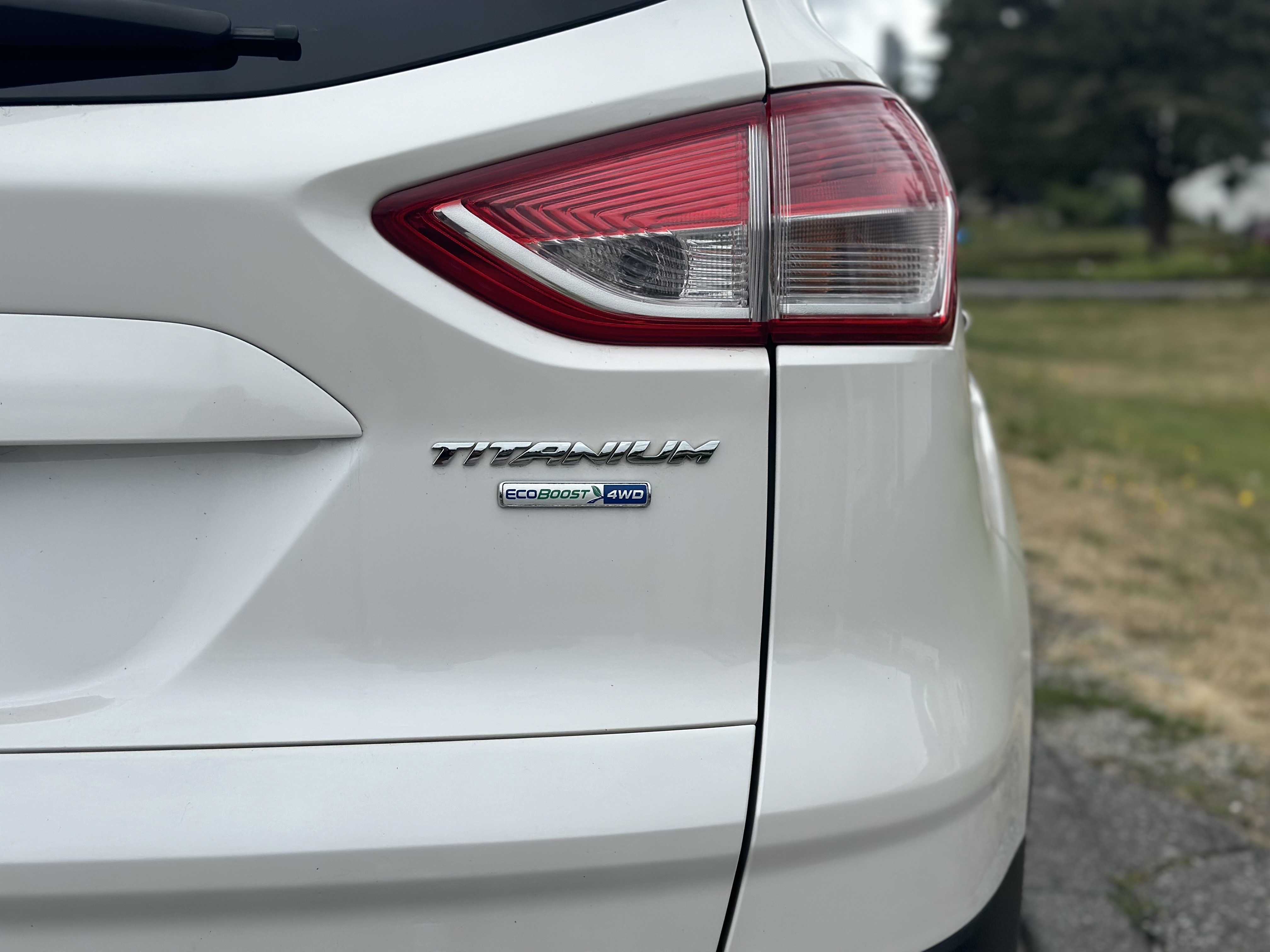 /choosesuperauto/2013-Ford-Escape-37715949372110313.jpg