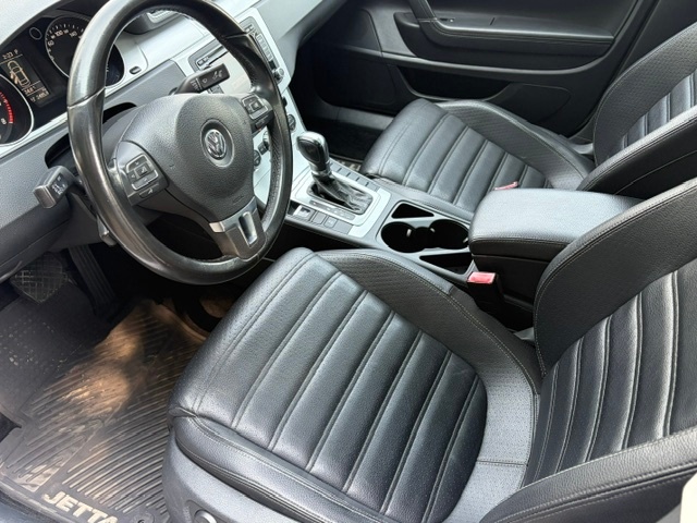 /choosesuperauto/2013-Volkswagen-CC-8810714806277018.jpg