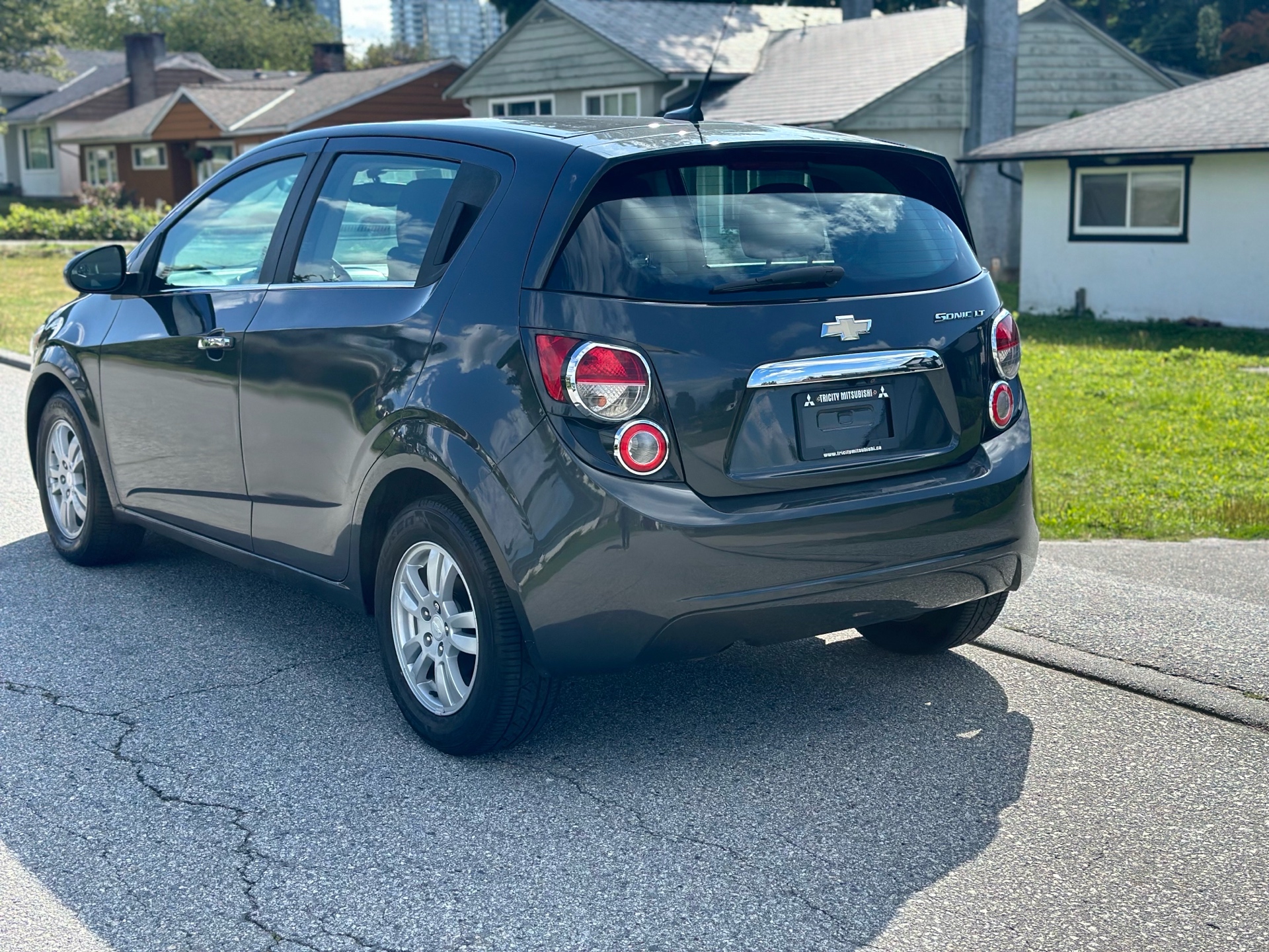 /choosesuperauto/2014-Chevrolet-Sonic-02203337670613581.jpg