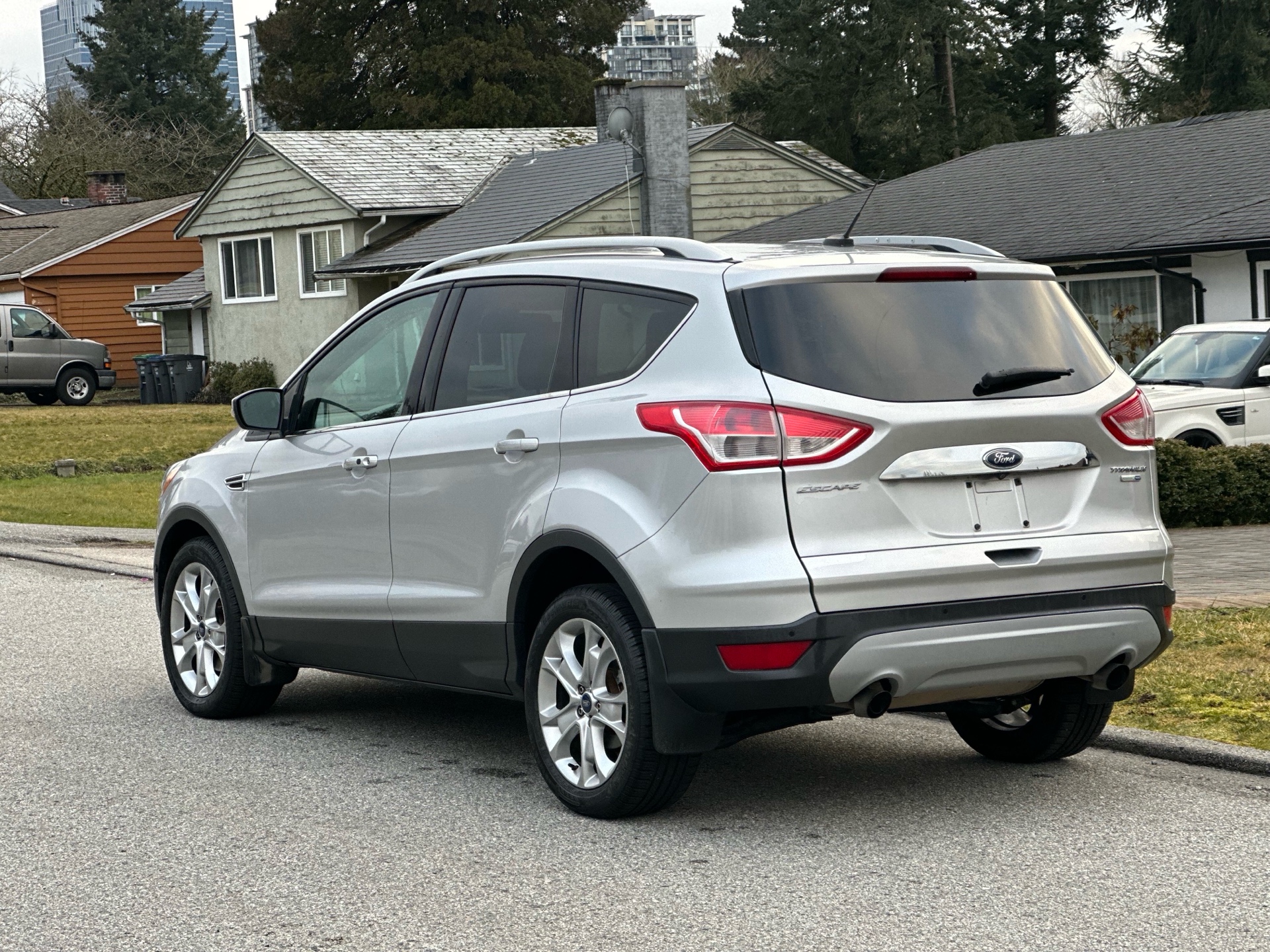 /choosesuperauto/2014-Ford-Escape-2872102499355238.jpg