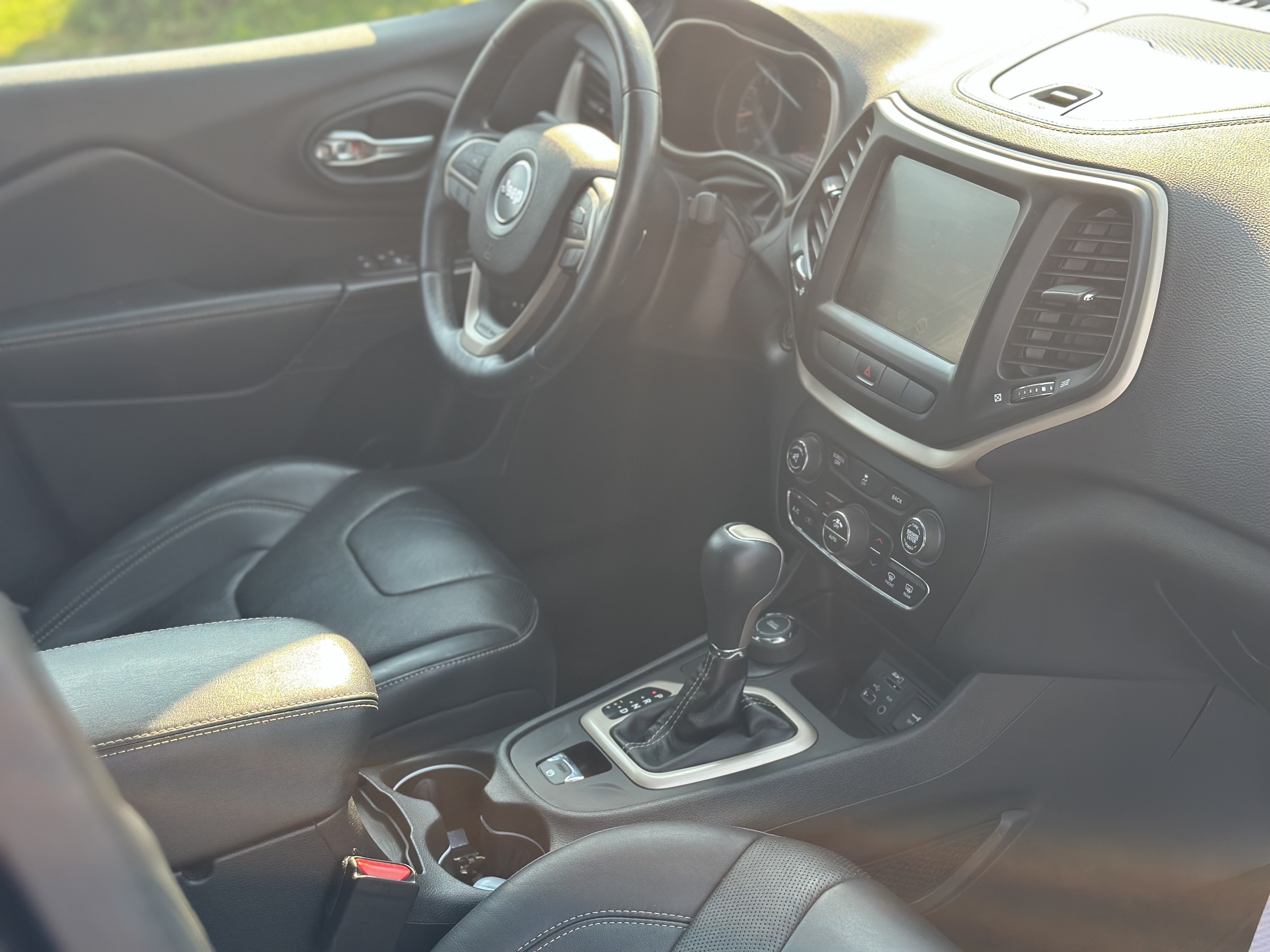 /choosesuperauto/2014-Jeep-Cherokee-8269352250421502.jpg