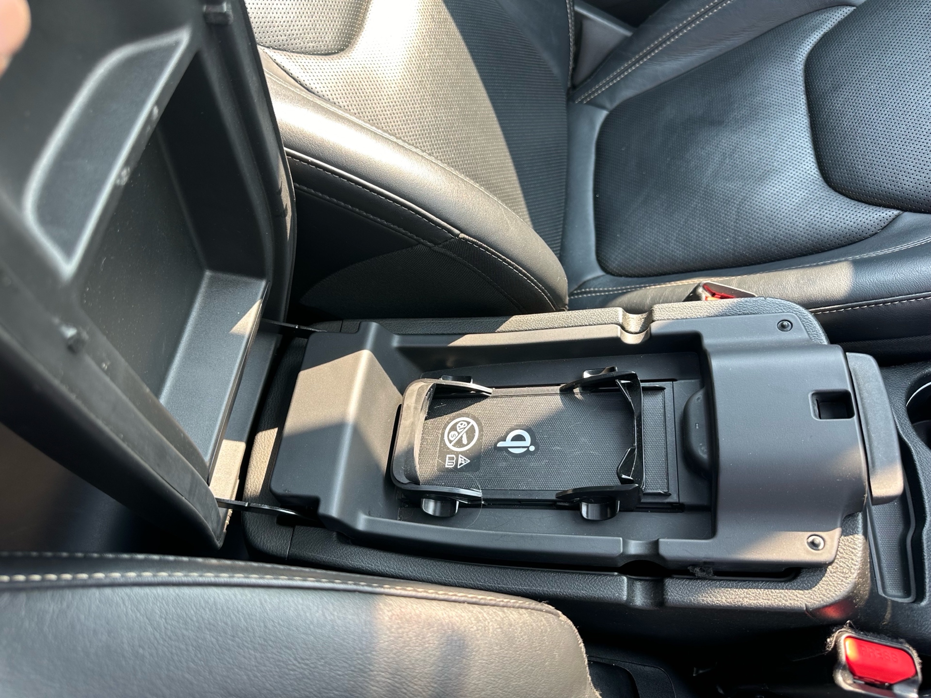 /choosesuperauto/2014-Jeep-Cherokee-895028842502755.jpg