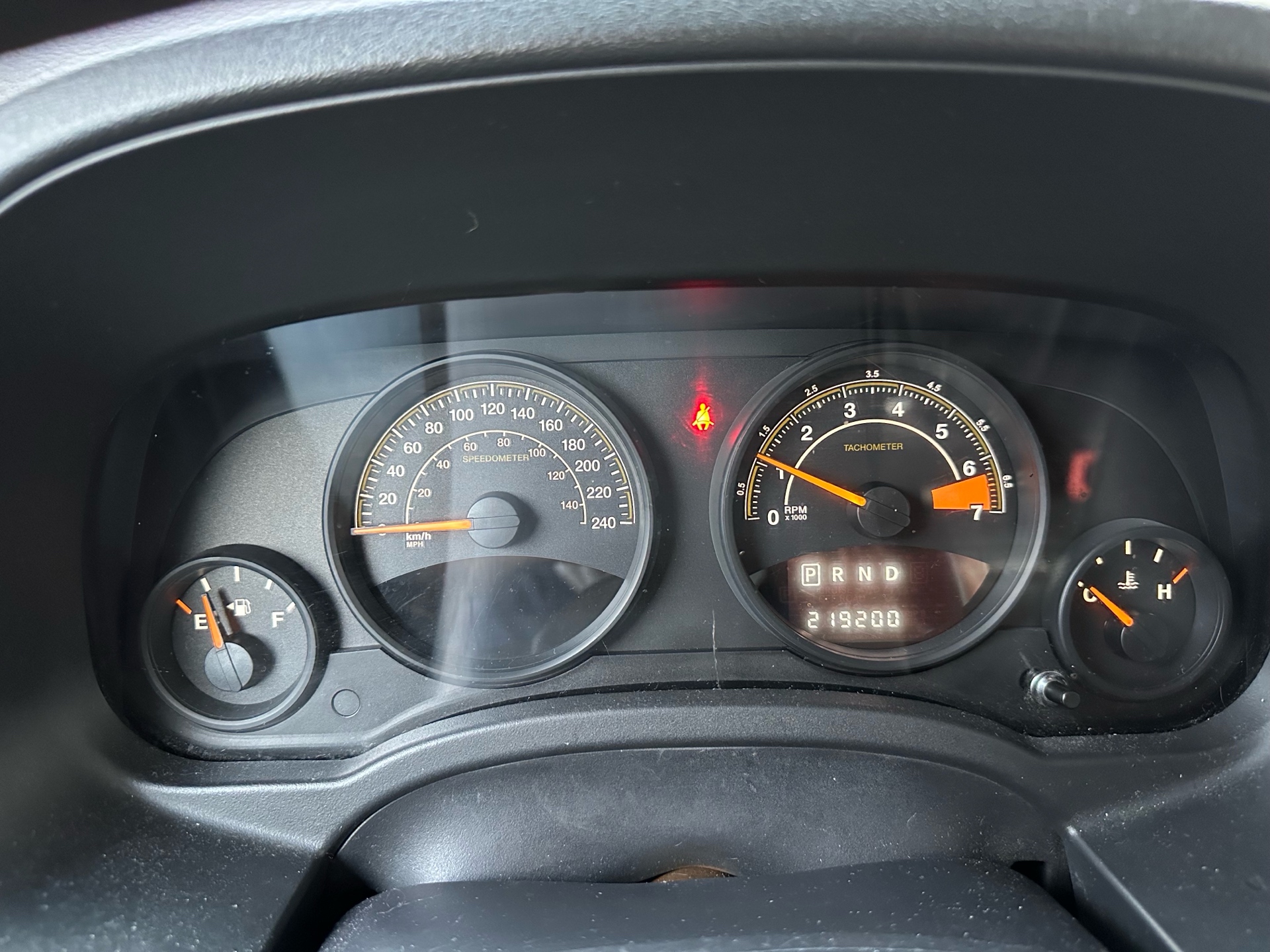 /choosesuperauto/2014-Jeep-Patriot-030115383187919065.jpg