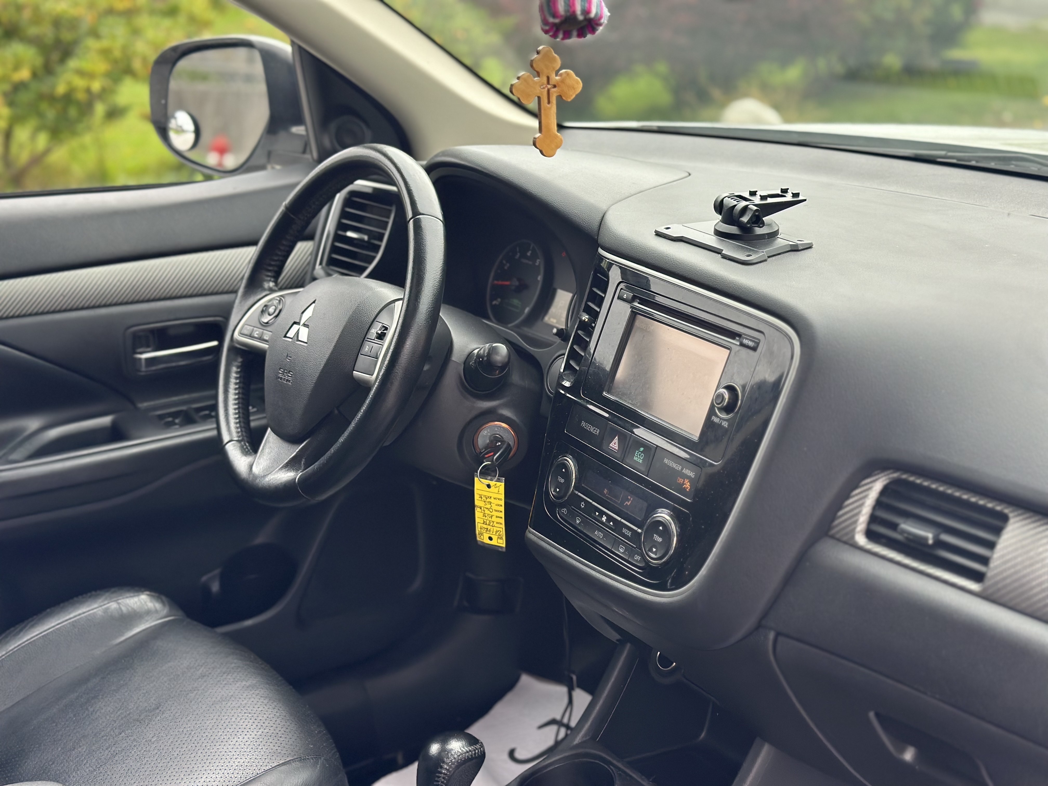 /choosesuperauto/2014-Mitsubishi-Outlander-005652834553063535.jpg