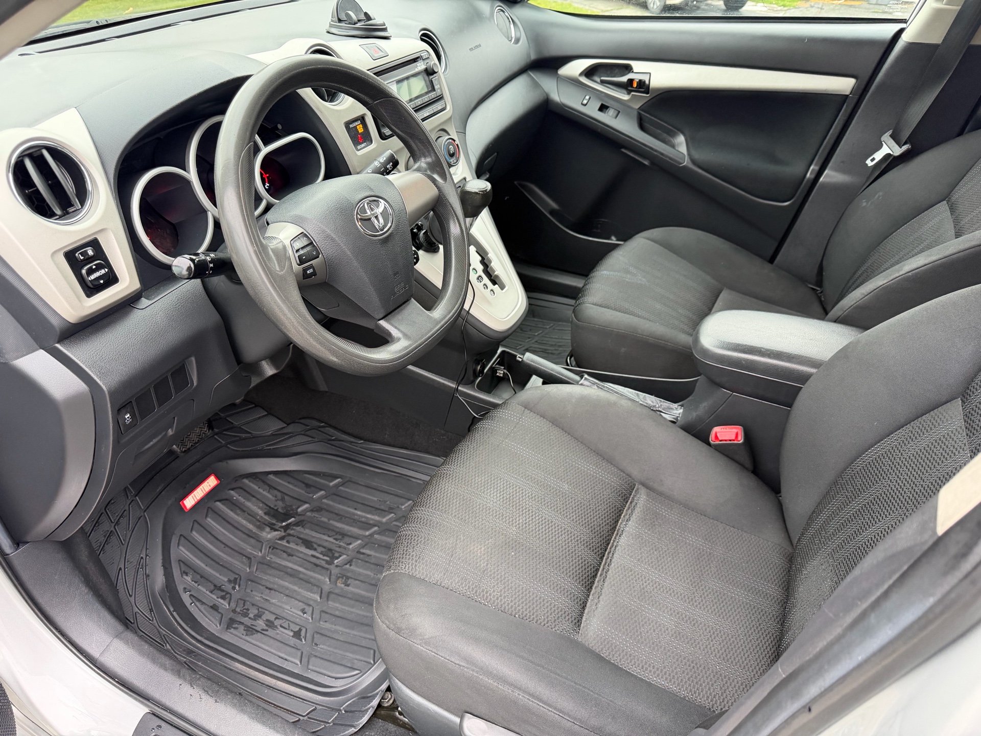 /choosesuperauto/2014-Toyota-Matrix-2704583735755466.jpg