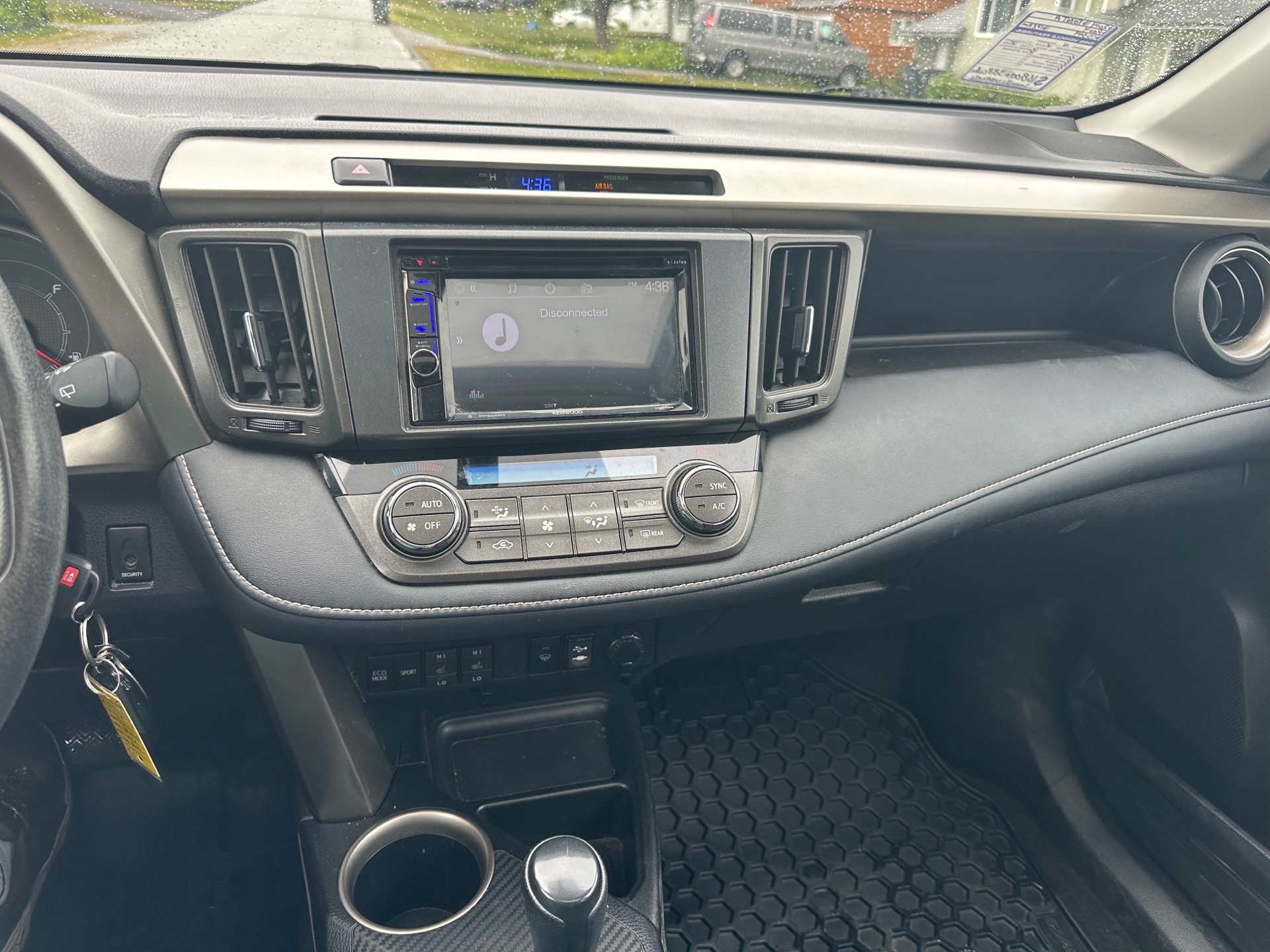 /choosesuperauto/2014-Toyota-RAV4-1425669630459172.jpg