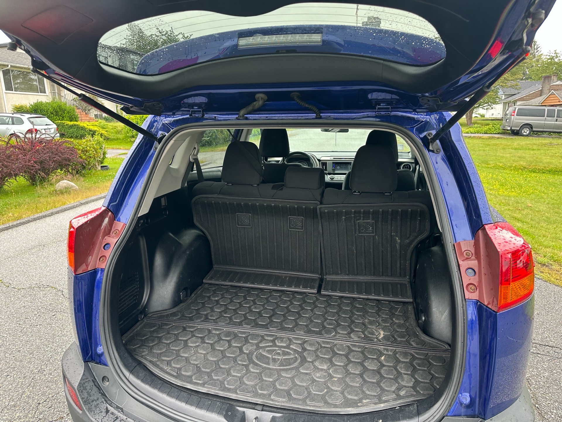 /choosesuperauto/2014-Toyota-RAV4-3820482774972003.jpg