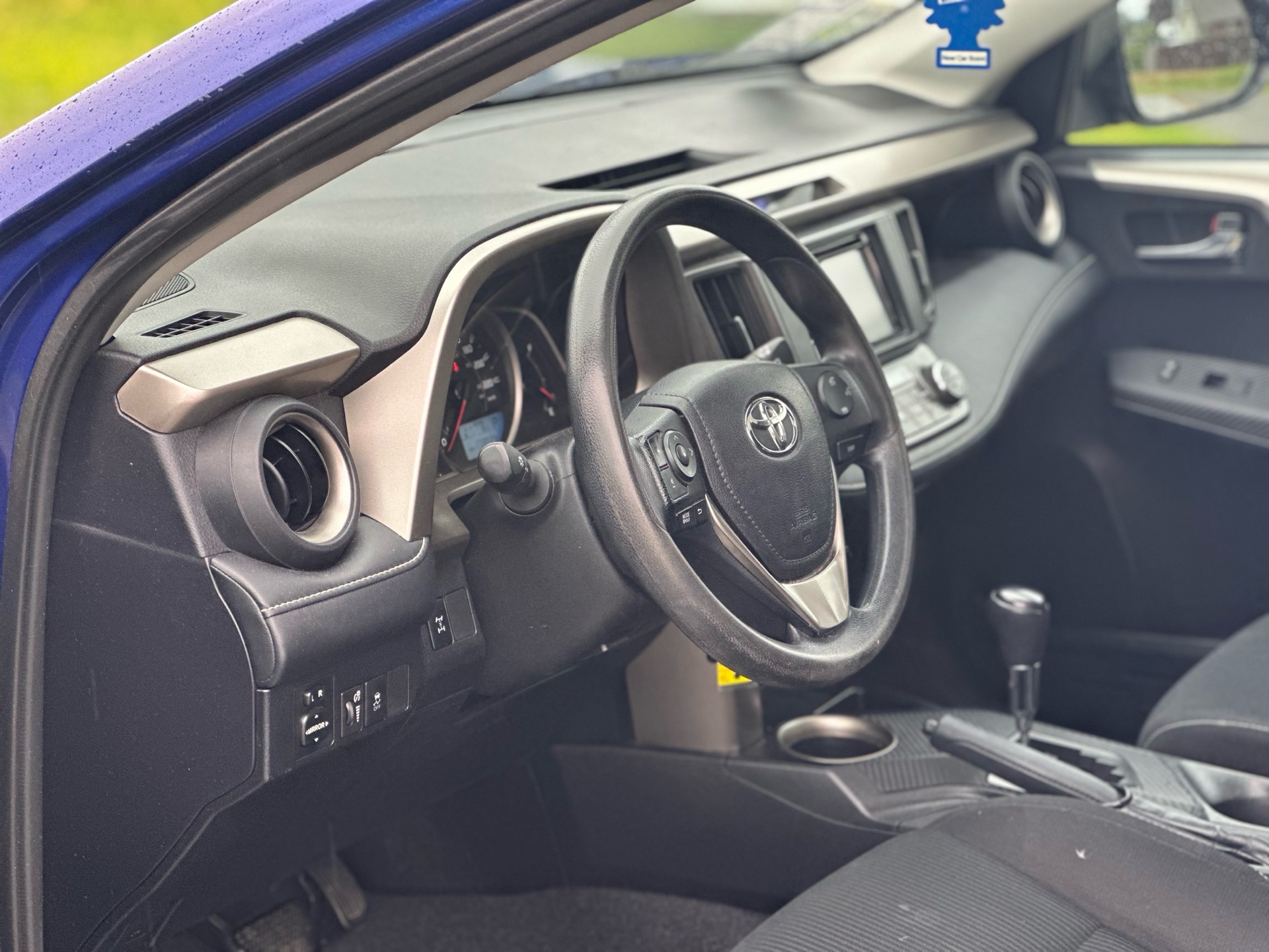 /choosesuperauto/2014-Toyota-RAV4-4730450593438187.jpg