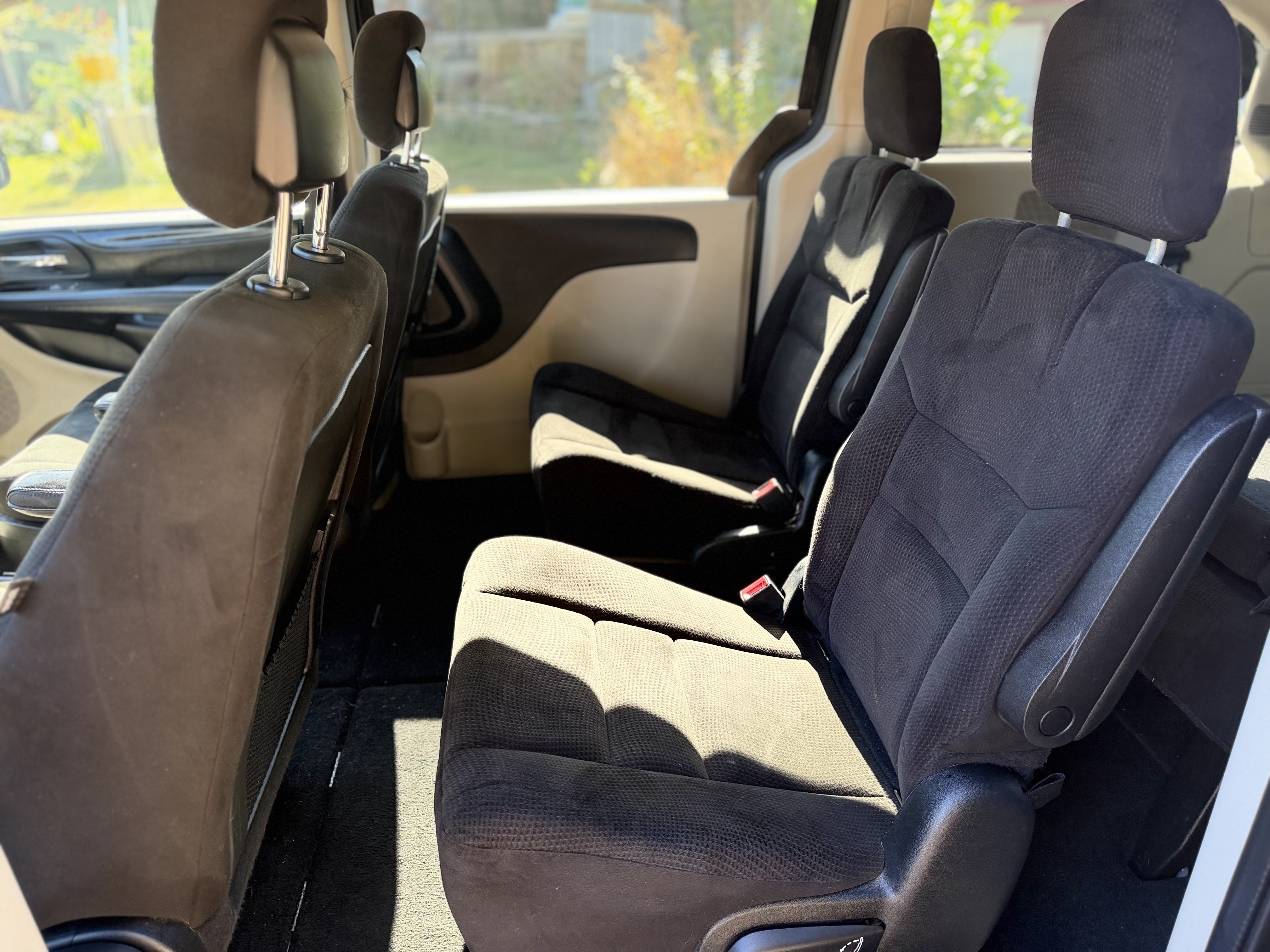 /choosesuperauto/2015-Dodge-GrandCaravan-4281949336408075.jpg