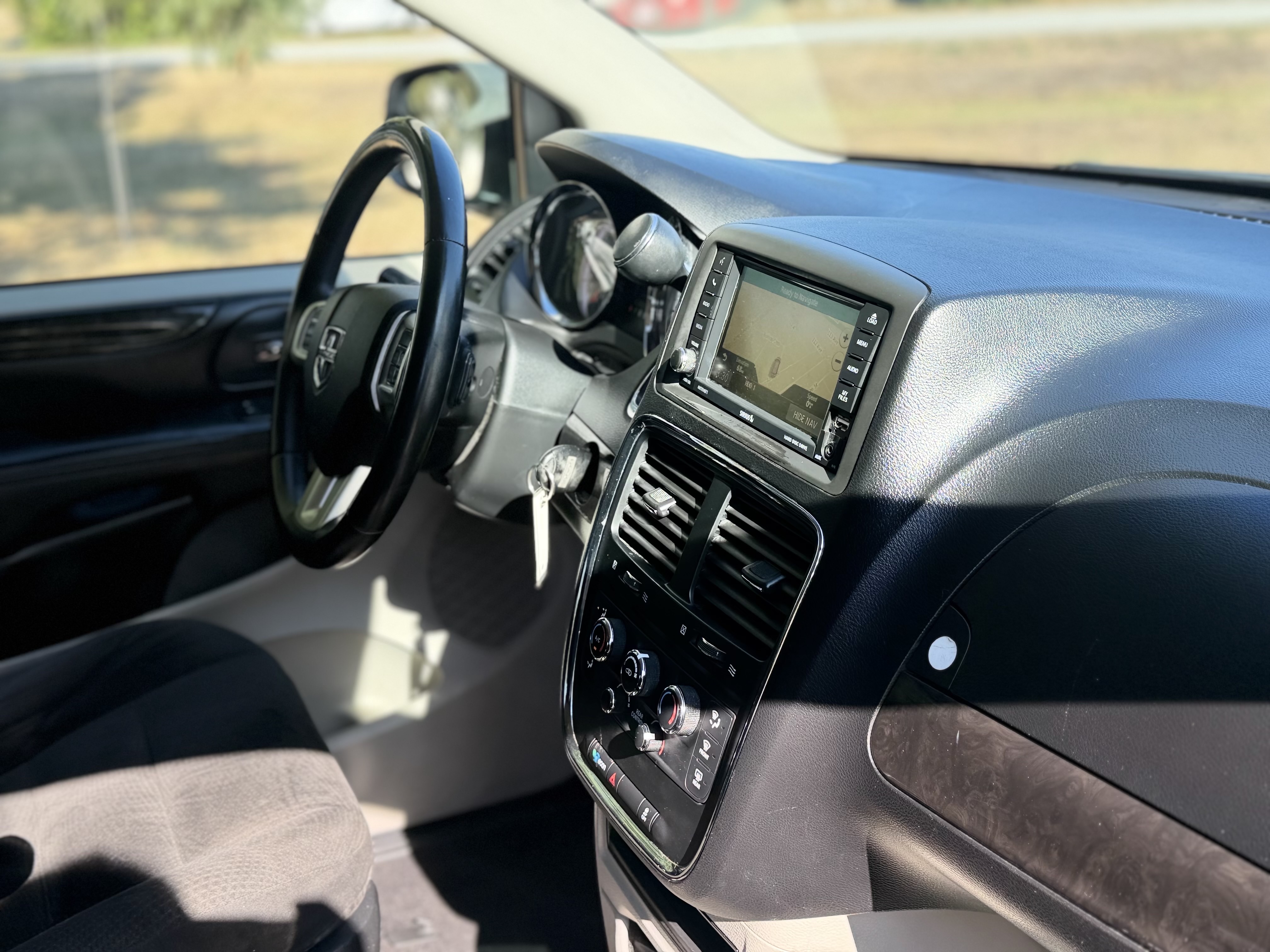 /choosesuperauto/2015-Dodge-GrandCaravan-9258527992196097.jpg