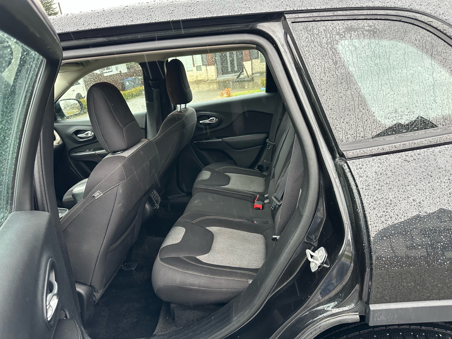 /choosesuperauto/2015-Jeep-Cherokee-5050970668107735.jpg
