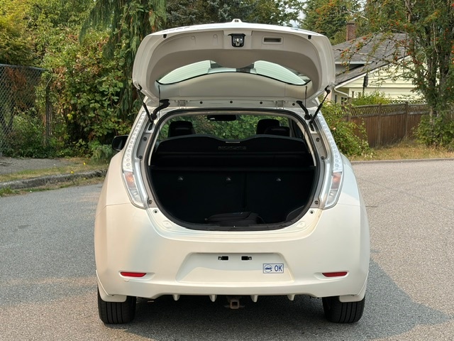 /choosesuperauto/2015-Nissan-Leaf-24319299903792269.jpg