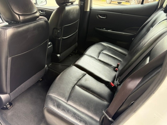 /choosesuperauto/2015-Nissan-Leaf-3335090146389774.jpg