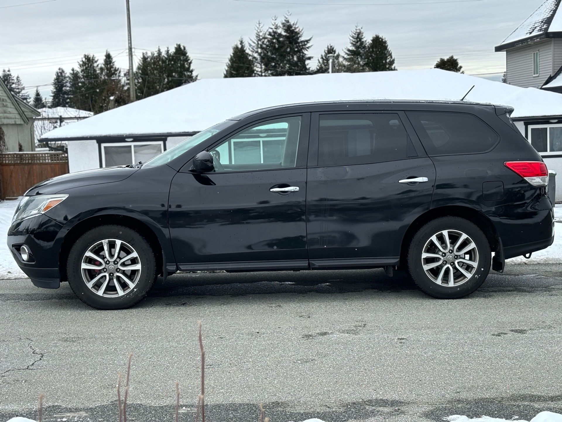 /choosesuperauto/2015-Nissan-Pathfinder-23459663914635076.jpg