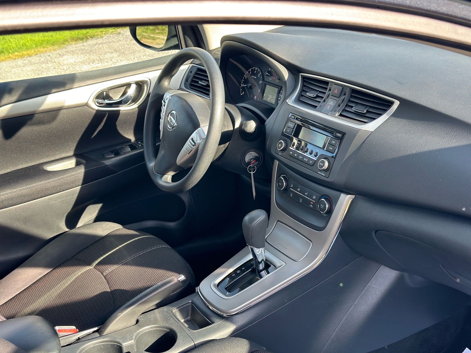 /choosesuperauto/2015-Nissan-Sentra-2968713181878251.jpg