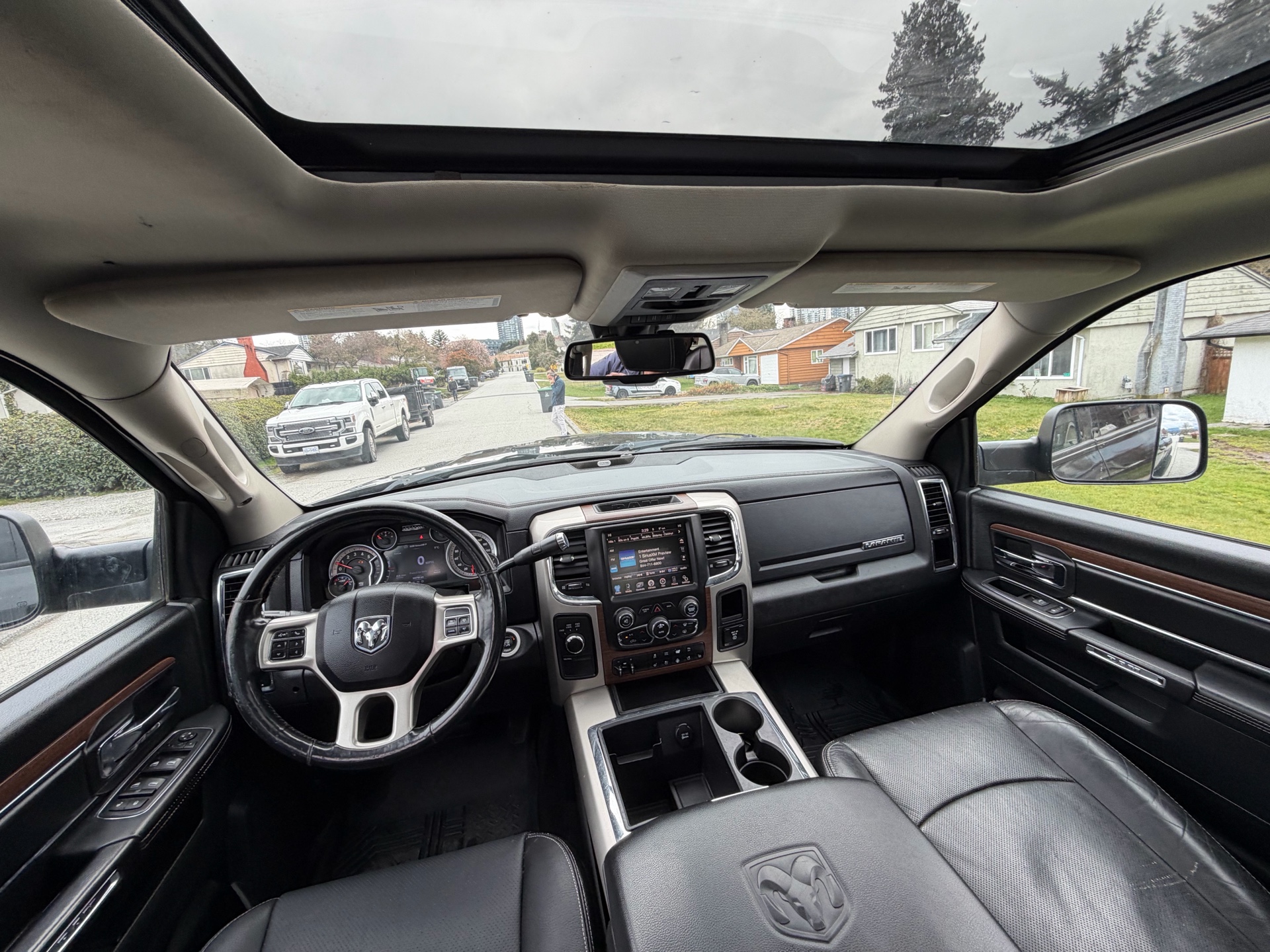 /choosesuperauto/2015-Ram-3500-7209049544466624.jpg