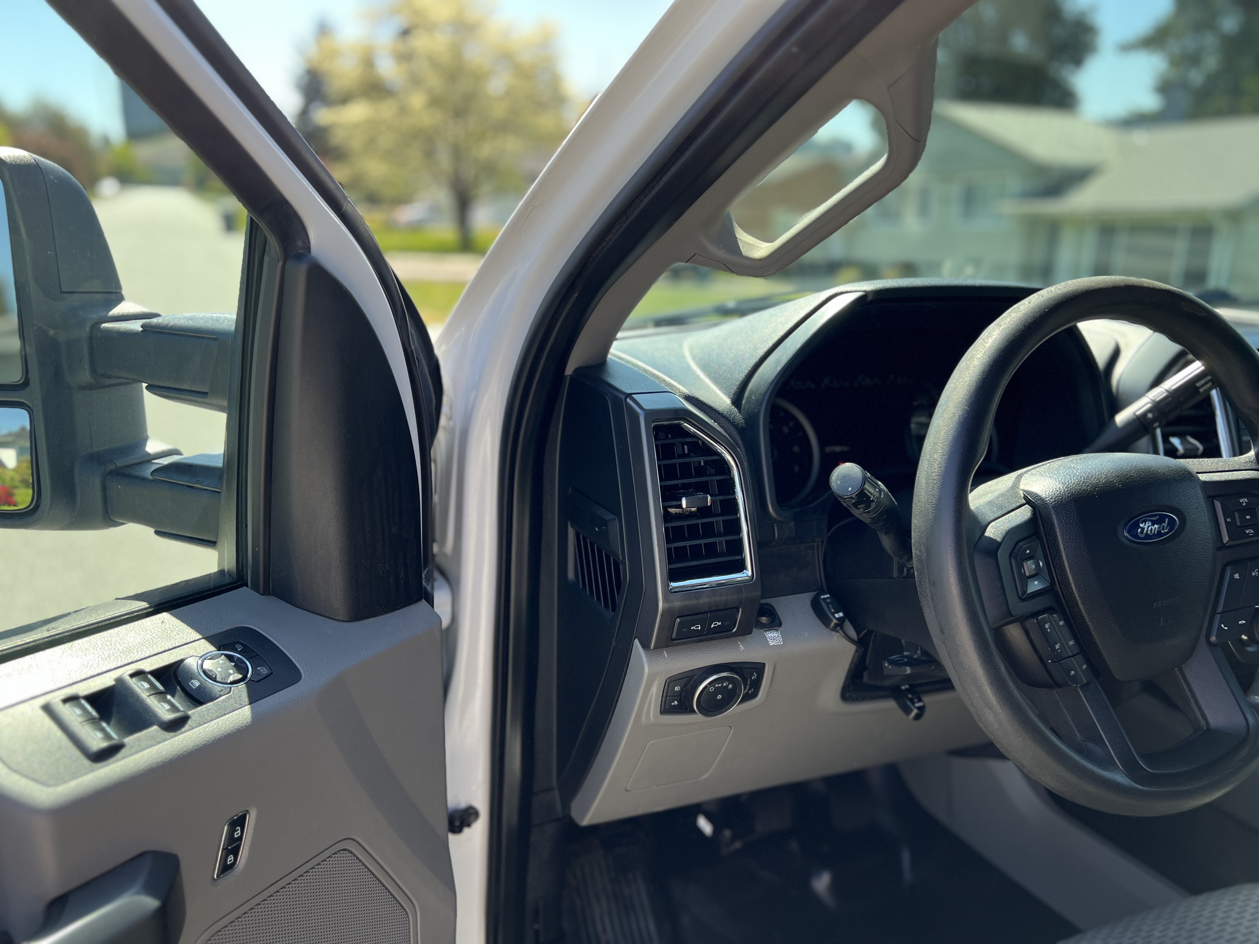 /choosesuperauto/2016-Ford-F-150-2846655280742445.jpg