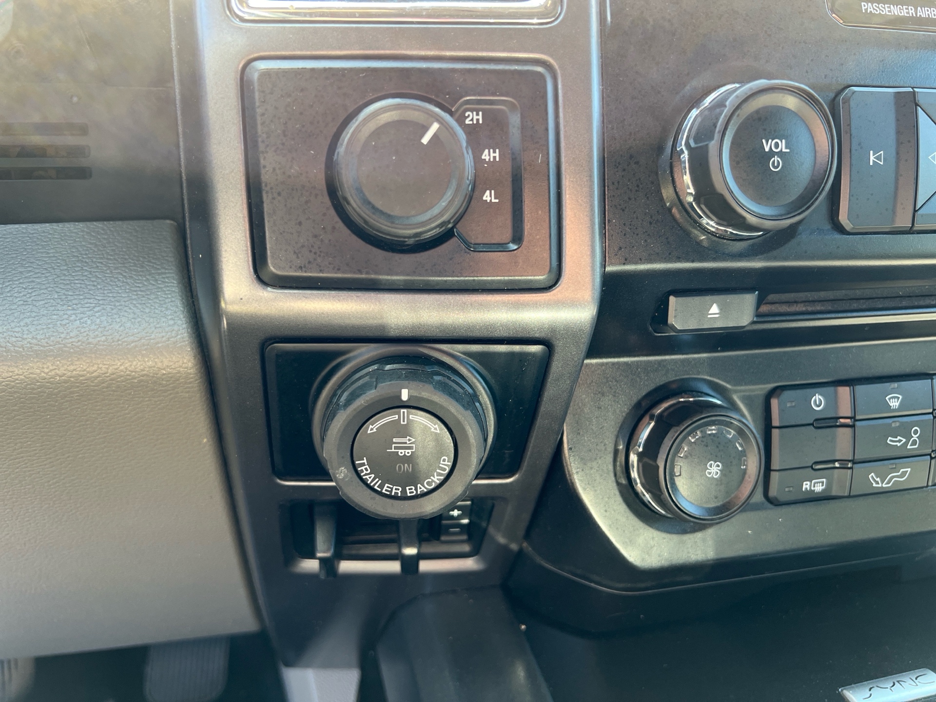 /choosesuperauto/2016-Ford-F-150-7238915578805598.jpg