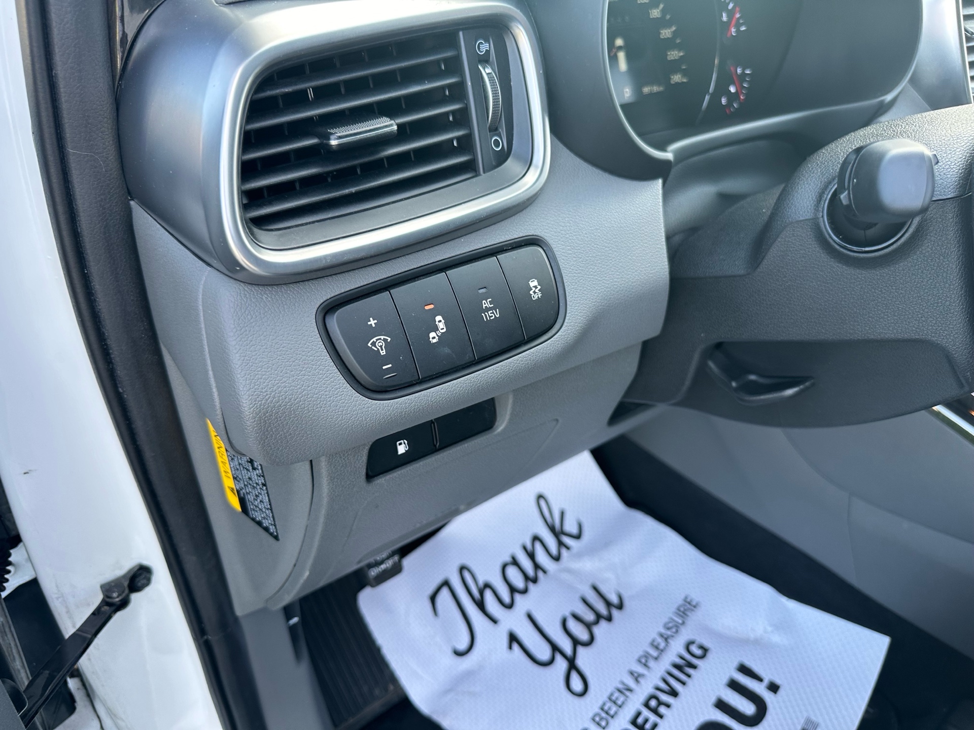 /choosesuperauto/2016-Kia-Sorento-059650374817902474.jpg